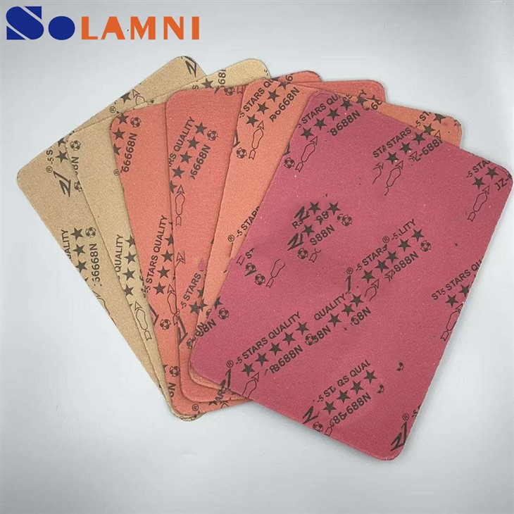 Bord tal-karta suletta għaż-żraben sportivi